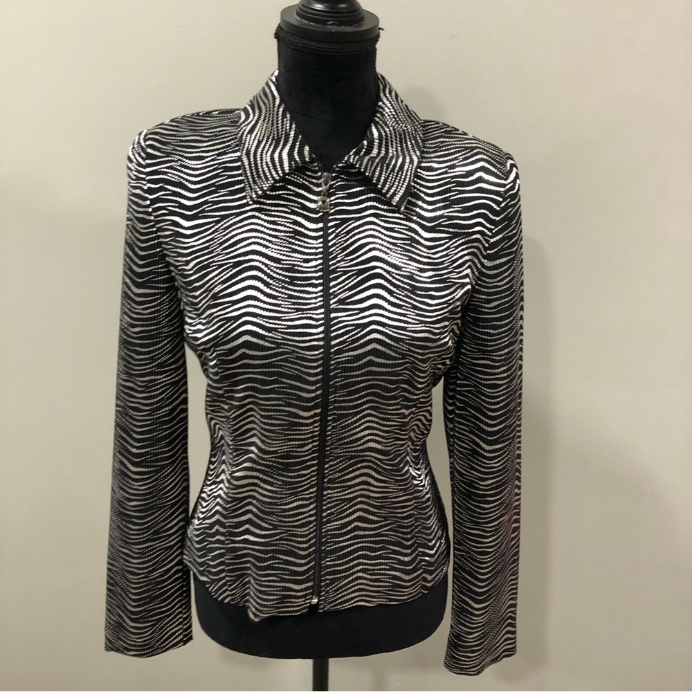 Metallic fitted jacket